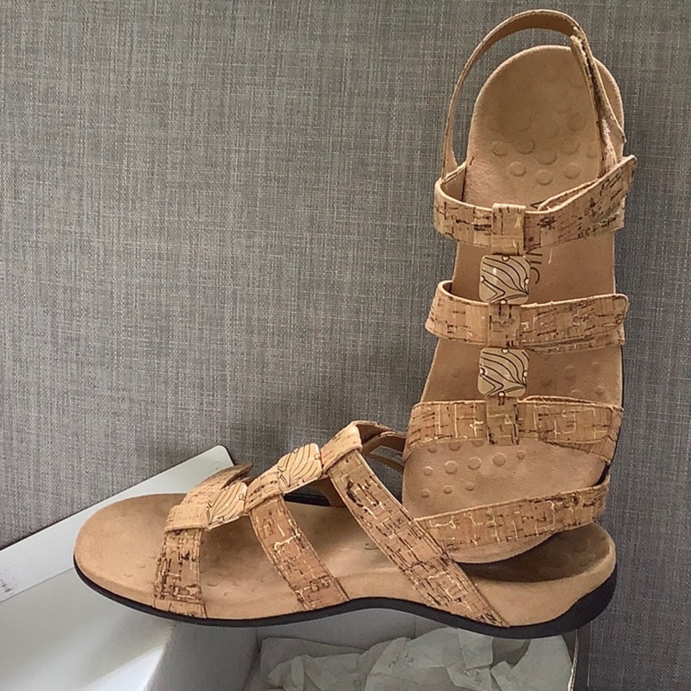 New Gold Vionic sandals, size 10